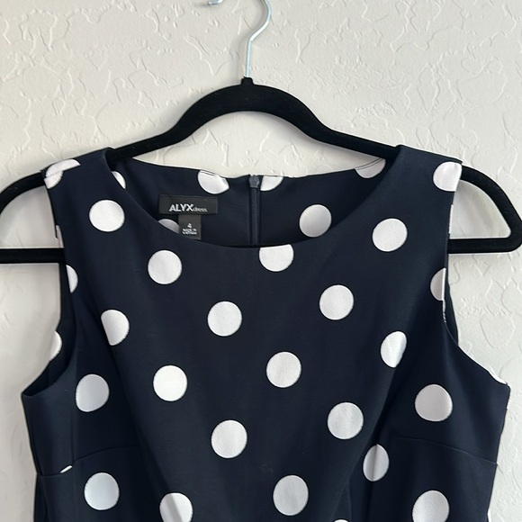 Women’s Alyx sheath dress size 4 - Picture 3 of 3